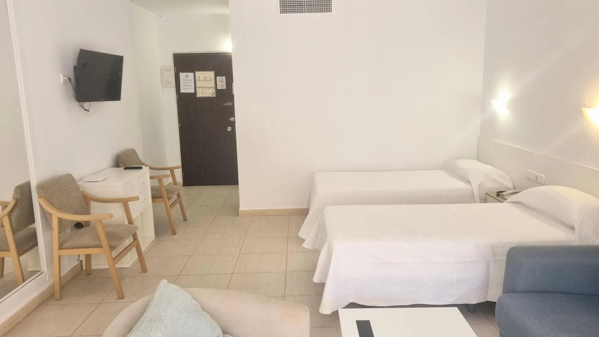 Pyr Beach And Pool Studio II Fuengirola